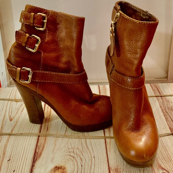 JUICY boots with gold accents - Picture 1 of 2